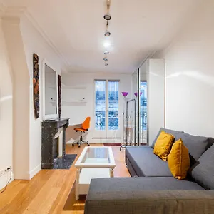 Luxurious 1 Bedroom Tour Eiffel Saint Dominique Free Netflix Appartement Paris